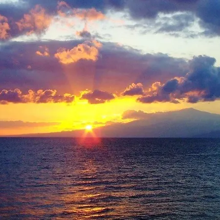 Moderno A 200 Mt Dal Mare Μελίτο ντι Πόρτο Σάλβο